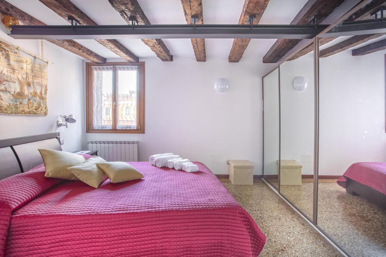 Guglie View Apartment Venesia Bagian luar foto