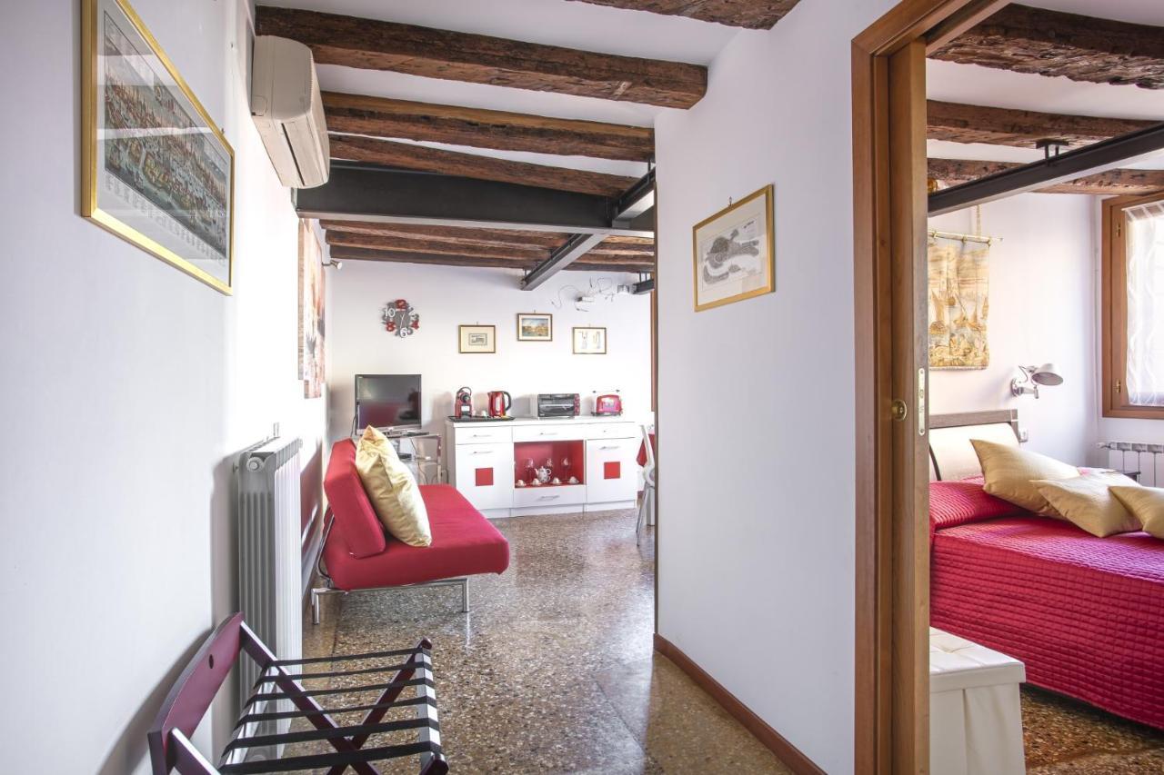 Guglie View Apartment Venesia Bagian luar foto