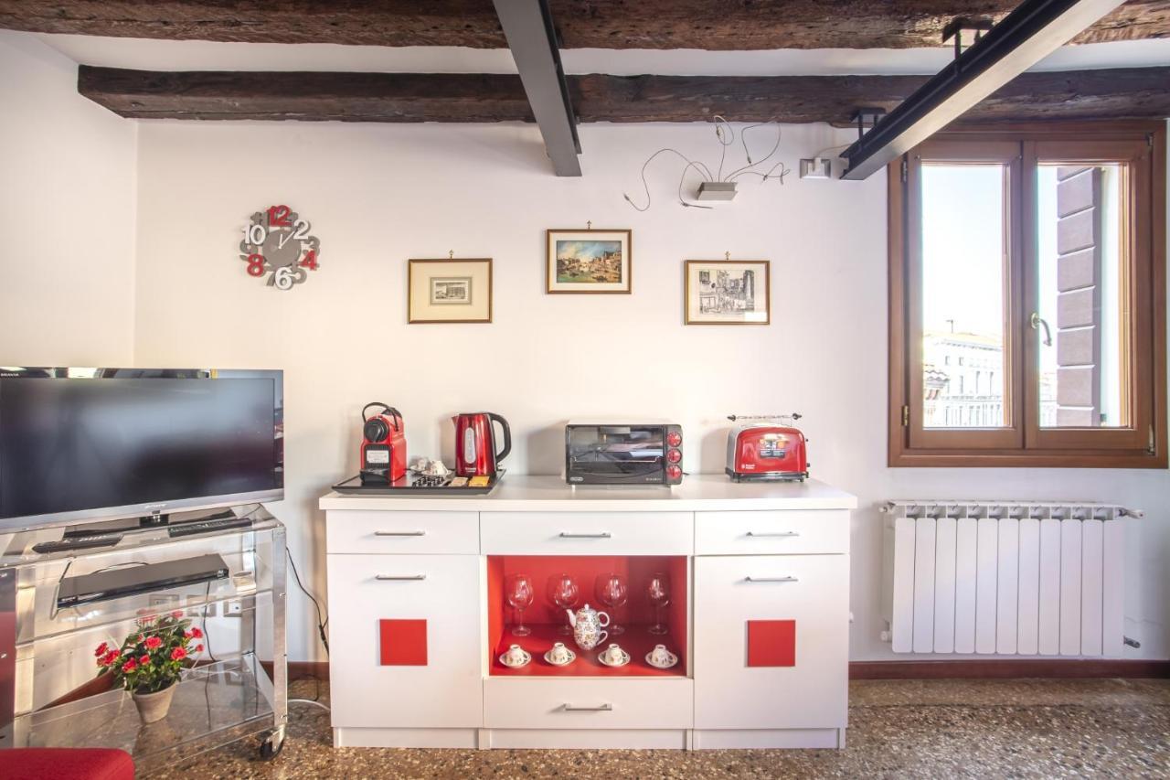 Guglie View Apartment Venesia Bagian luar foto