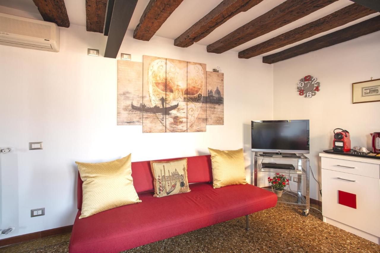 Guglie View Apartment Venesia Bagian luar foto
